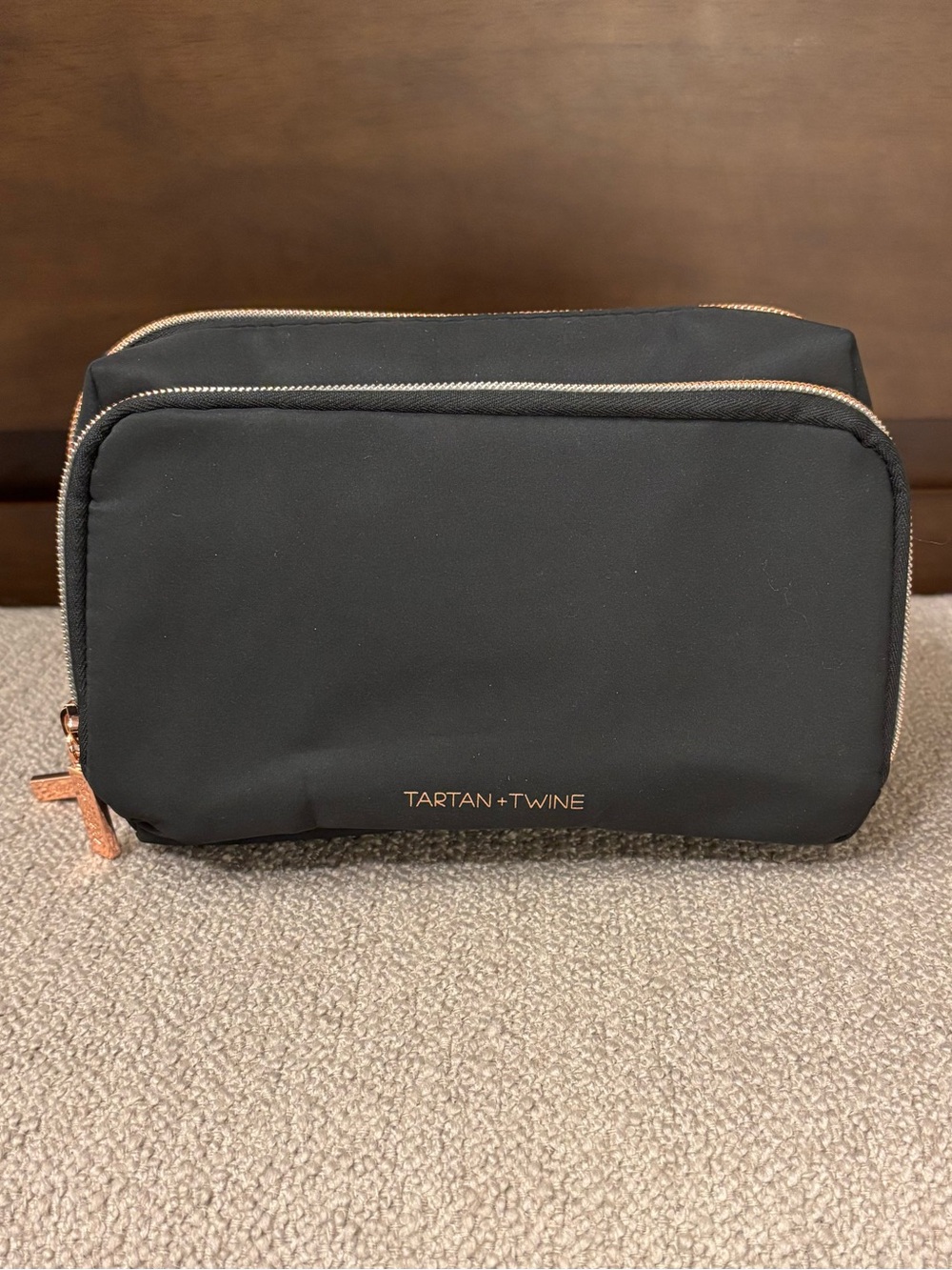 Tartan + Twine Set of 2 Black Travel Cosmetic Pouch with Rose Gold Zippers - Picture 2 of 3